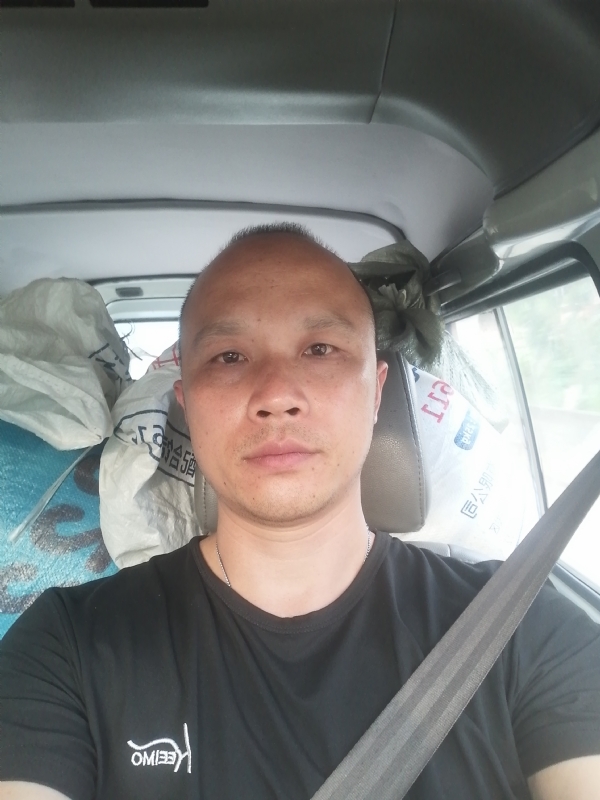 新旺丁的第二张照片--广西基督教相亲网